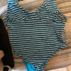 NWOT Frankie’s Bikinis Otis One Piece